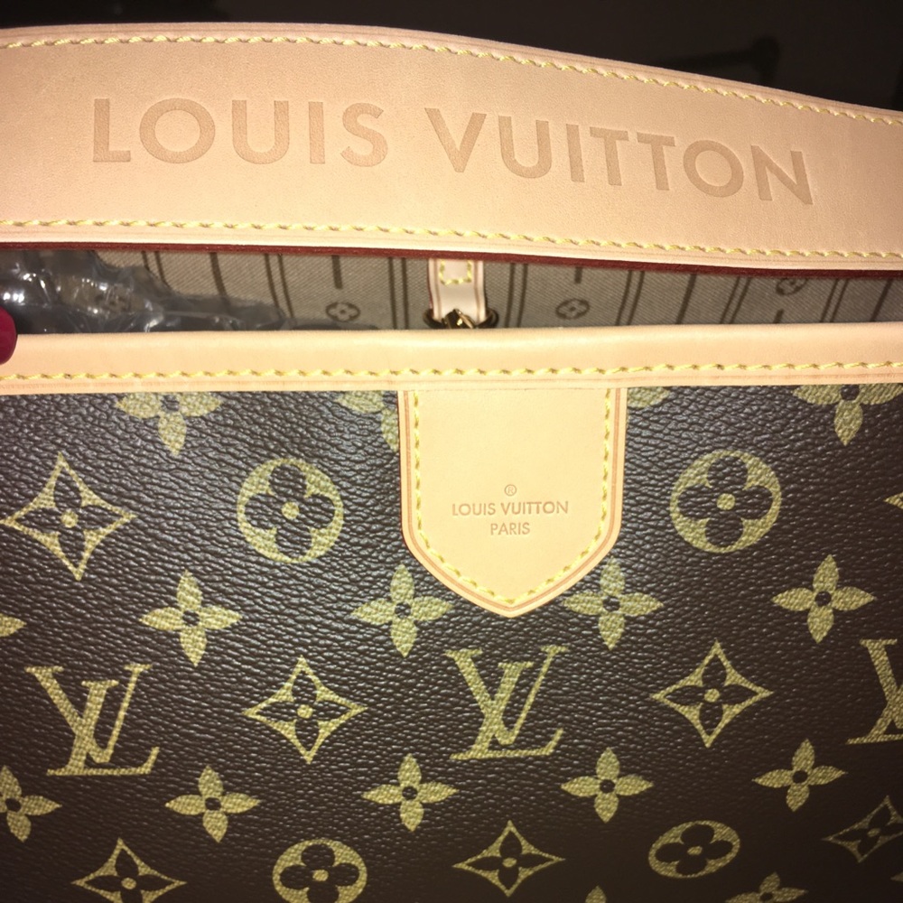 Louis Vuitton Delightful PM